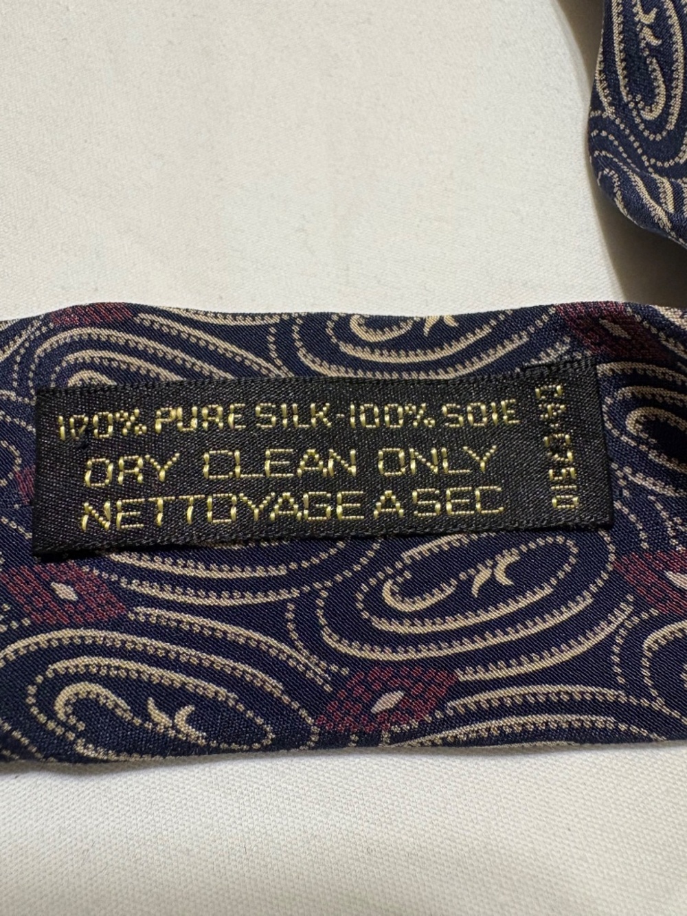 Archival 1989 Giorgio Armani Cravatte 100% Pure Silk Tie - Made in Italy - Picture 2 of 6